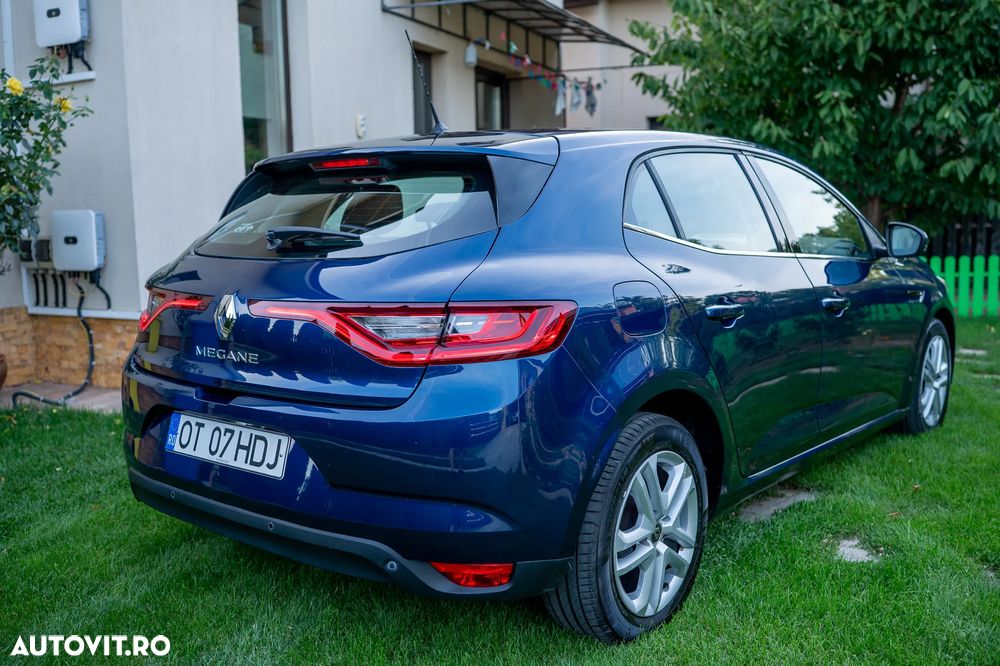 Renault Megane BLUE dCi 115 EDC BUSINESS EDITION - 15