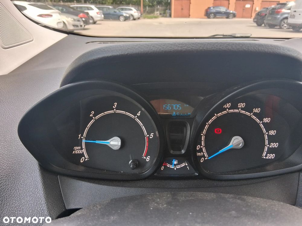 Ford Transit Courier - 5