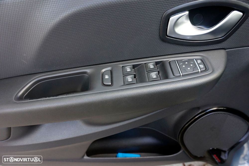 Renault Clio Sport Tourer 0.9 TCe Limited - 9