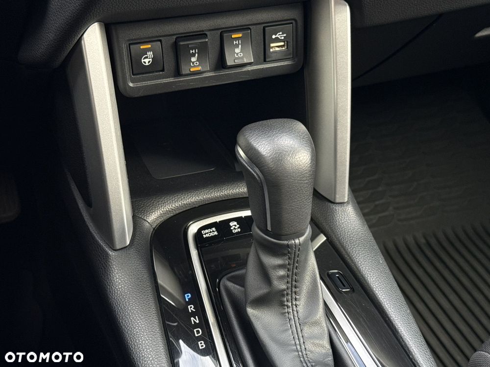 Toyota Corolla Cross - 17