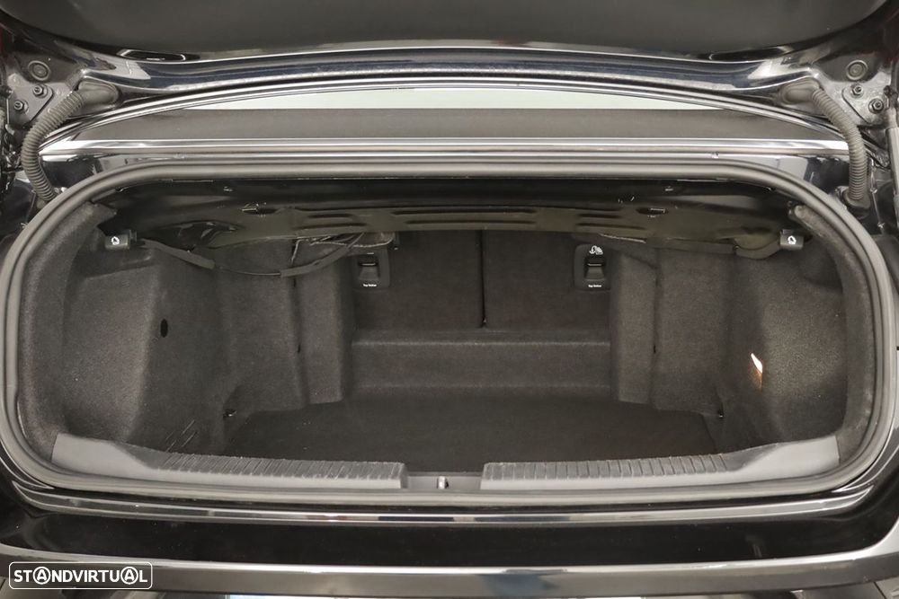VW T-Roc Cabrio 1.5 TSI R-Line DSG - 26