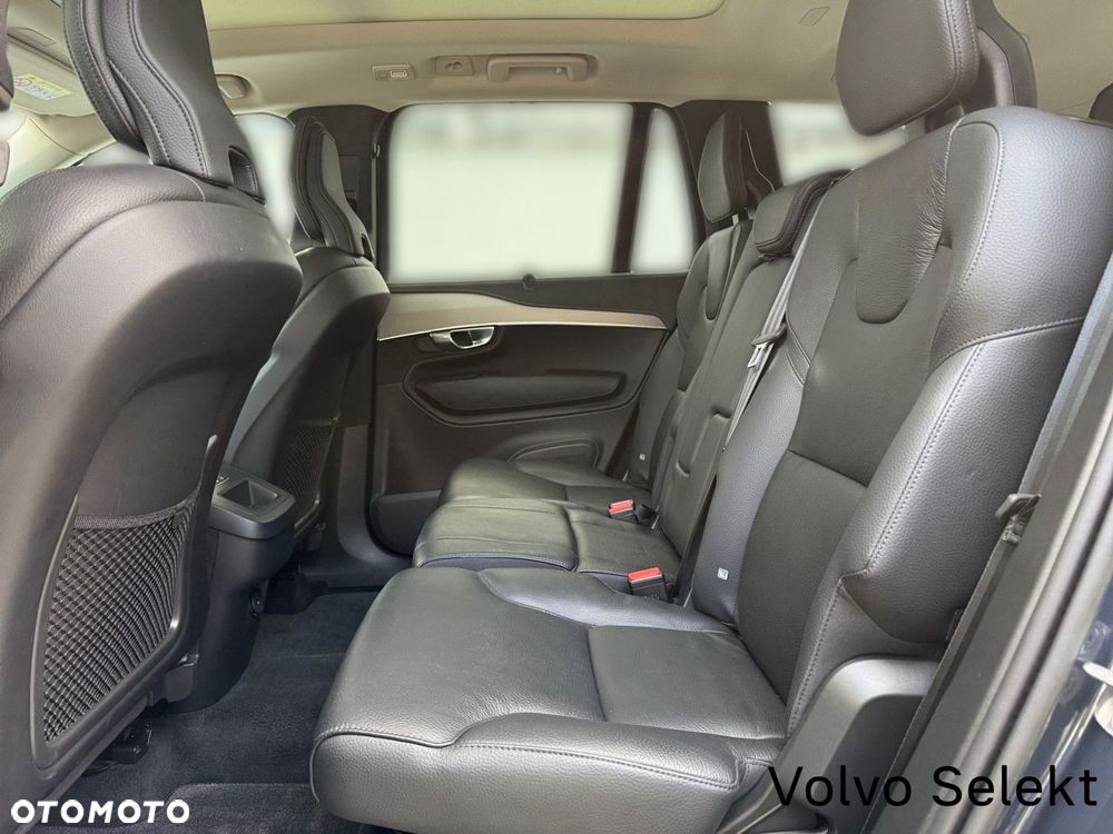 Volvo XC 90 - 16