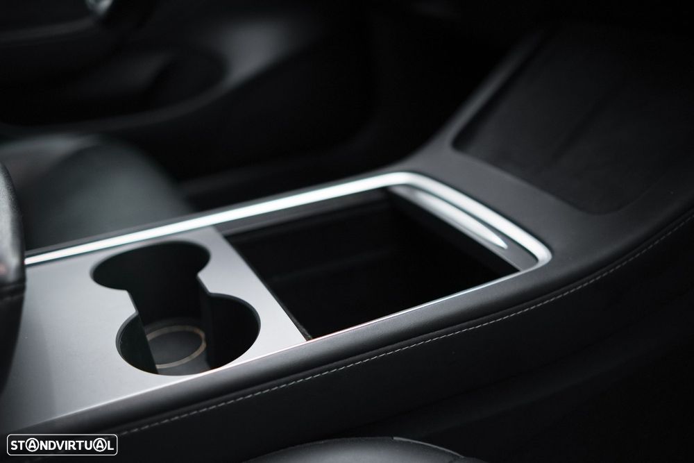 Tesla Model 3 Standard RWD Plus - 30