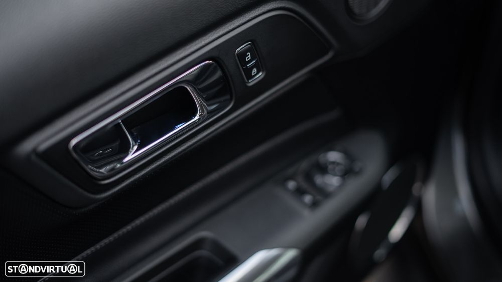 Ford Mustang 2.3i EcoBoost - 14