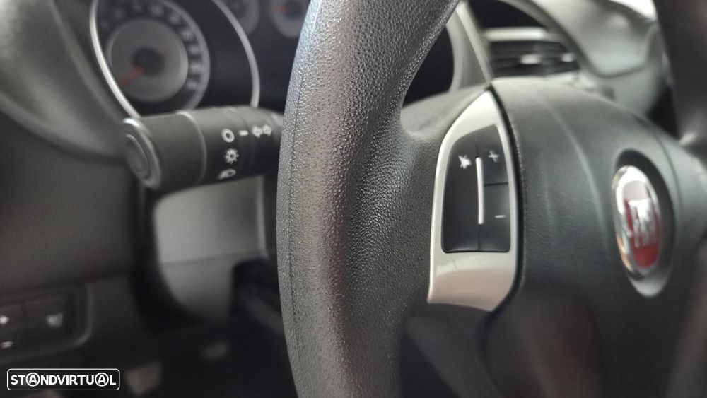 Fiat Punto 1.3 M-Jet Easy S&S - 9