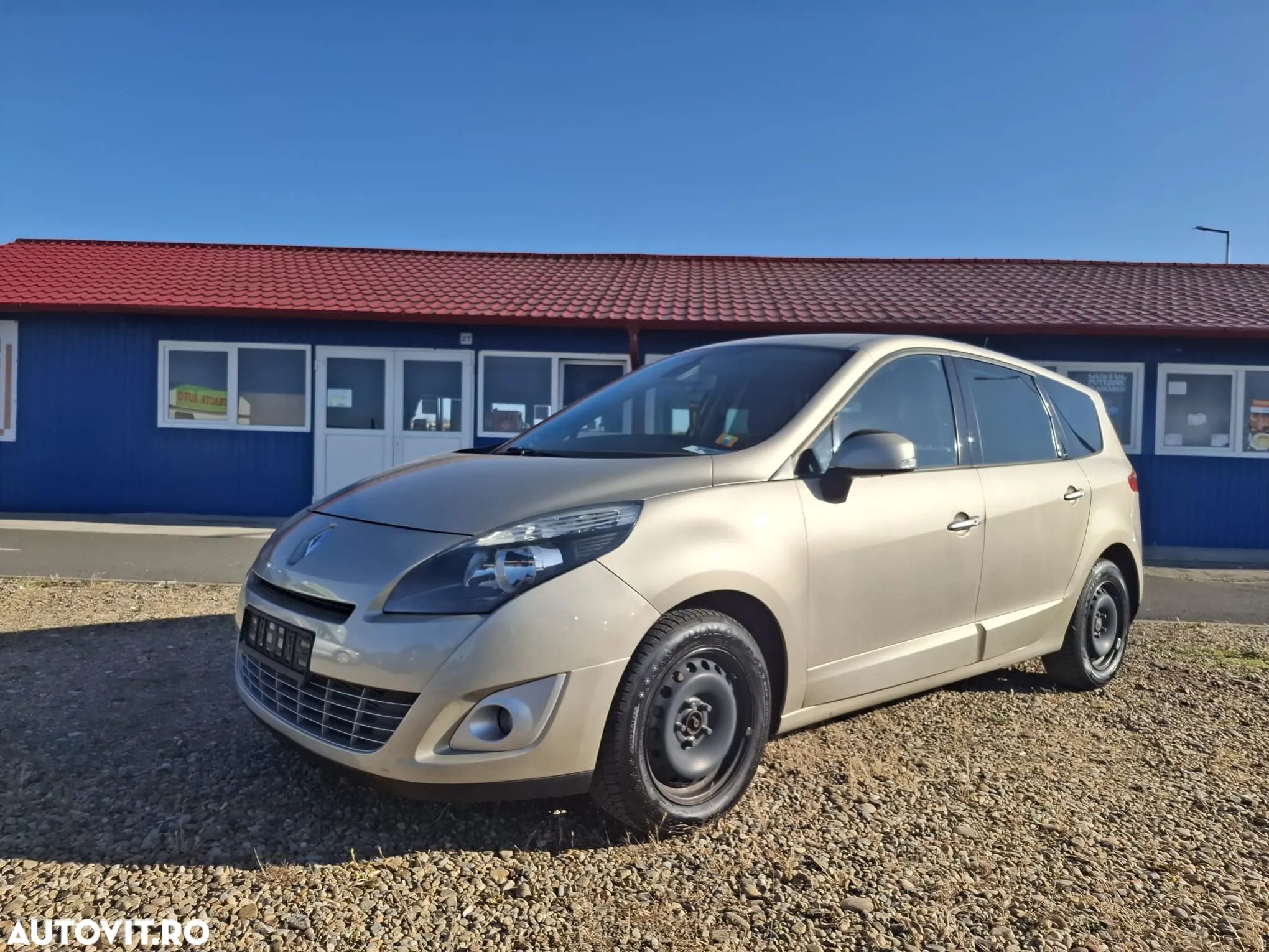 Renault Grand Scenic 1.9 dCi FAP Dynamique - 1