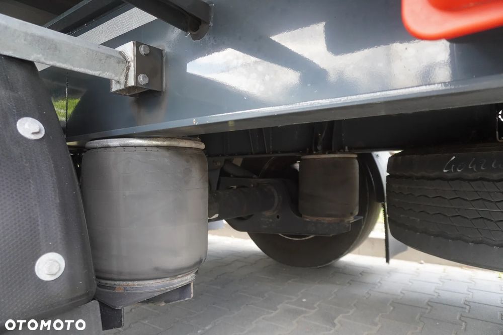 Fruehauf Przyczepa kontenerowa przejazdowa 18 EPAL / 2021 / osie SAF - 12