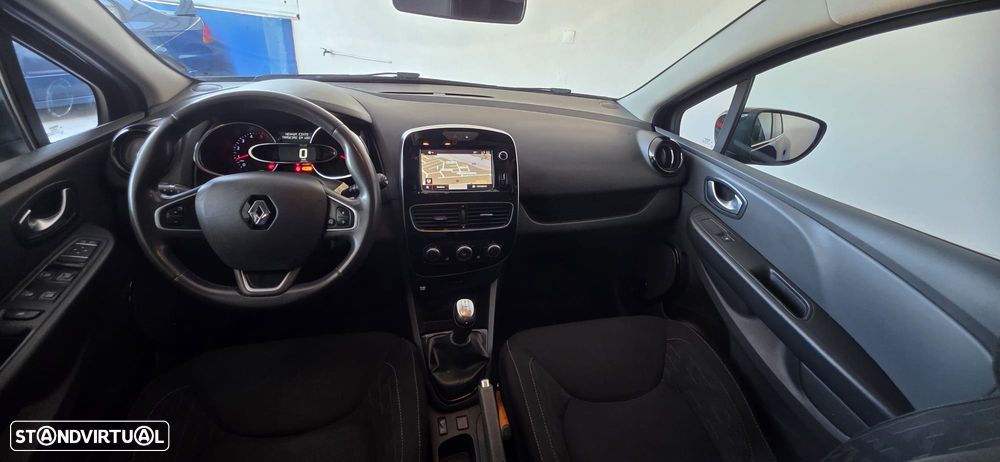 Renault Clio Sport Tourer dCi 90 Limited - 8