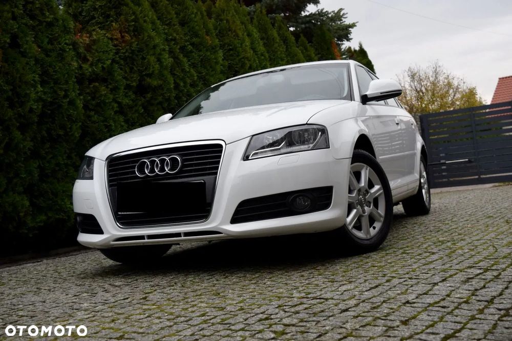 Audi A3 Sportback 1.6 Ambiente - 1