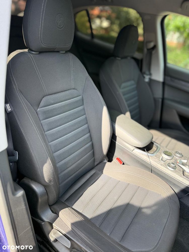 Alfa Romeo Stelvio - 6