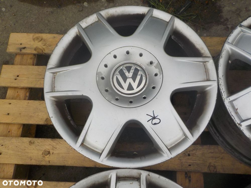 VW GOLF IV BORA NEW BEETLE FELGI ALUMINIOWE R16 5x100 - 6