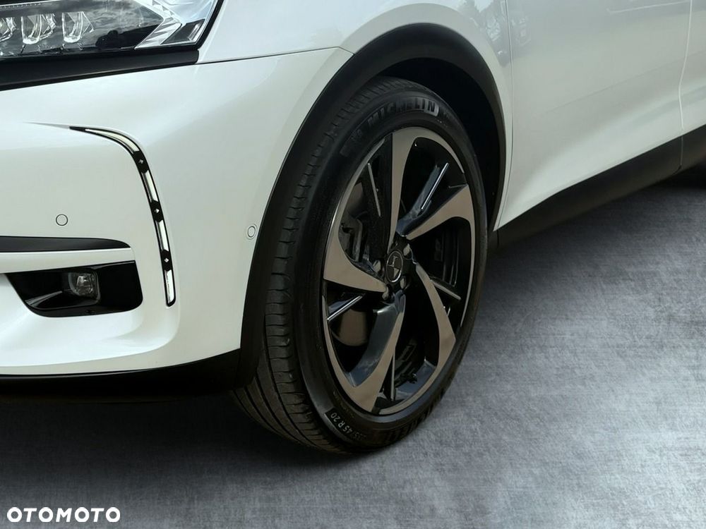DS Automobiles DS 7 Crossback - 10