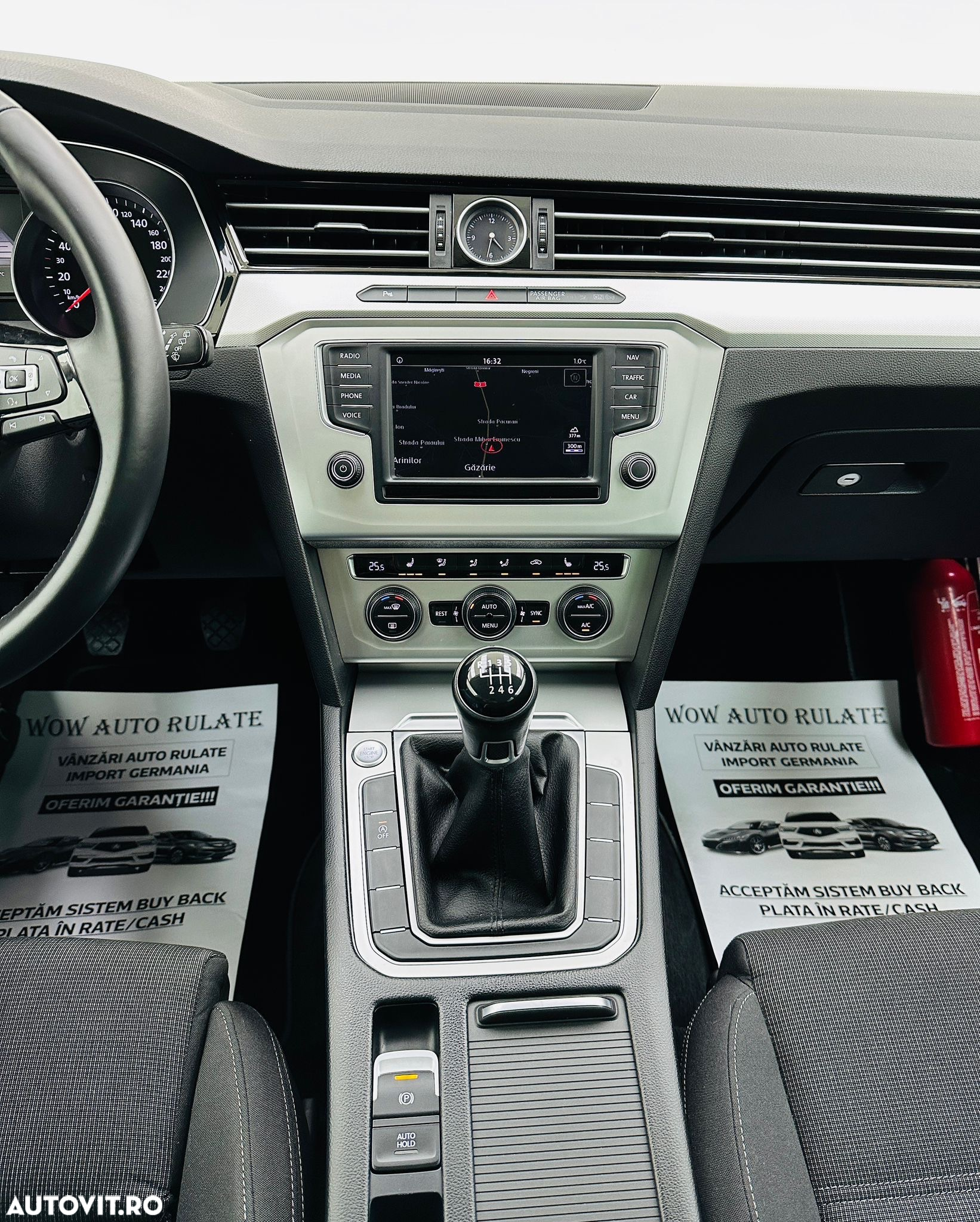 Volkswagen Passat - 31