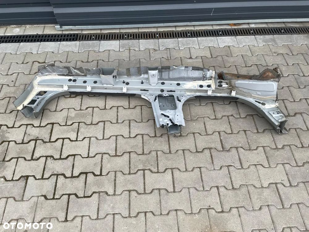 TOYOTA AVENSIS T27 LIFT T29 KOMBI PRÓG BOK LEWY ĆWIARTKA - 2