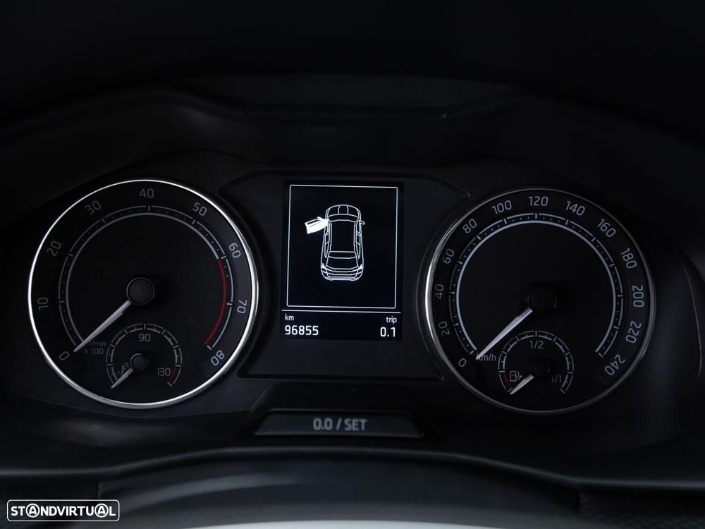 Skoda Kamiq 1.0 TSI DSG - 19