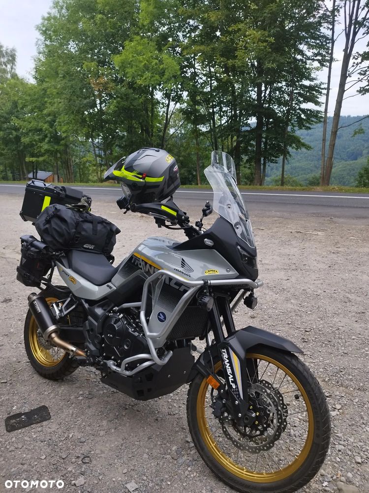 Honda XL - 3
