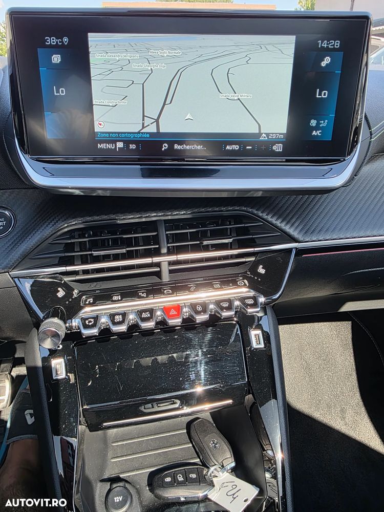 Peugeot 208 PureTech 130 EAT8 GT - 27