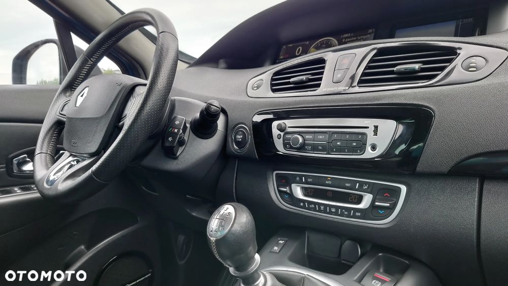 Renault Scenic 1.6 dCi Energy Bose EU6 - 16
