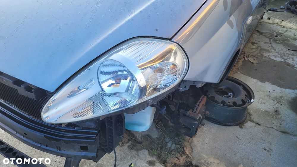 Lampa lewa prawa przód przednia FIAT GRANDE PUNTO 2008r Europa - 1