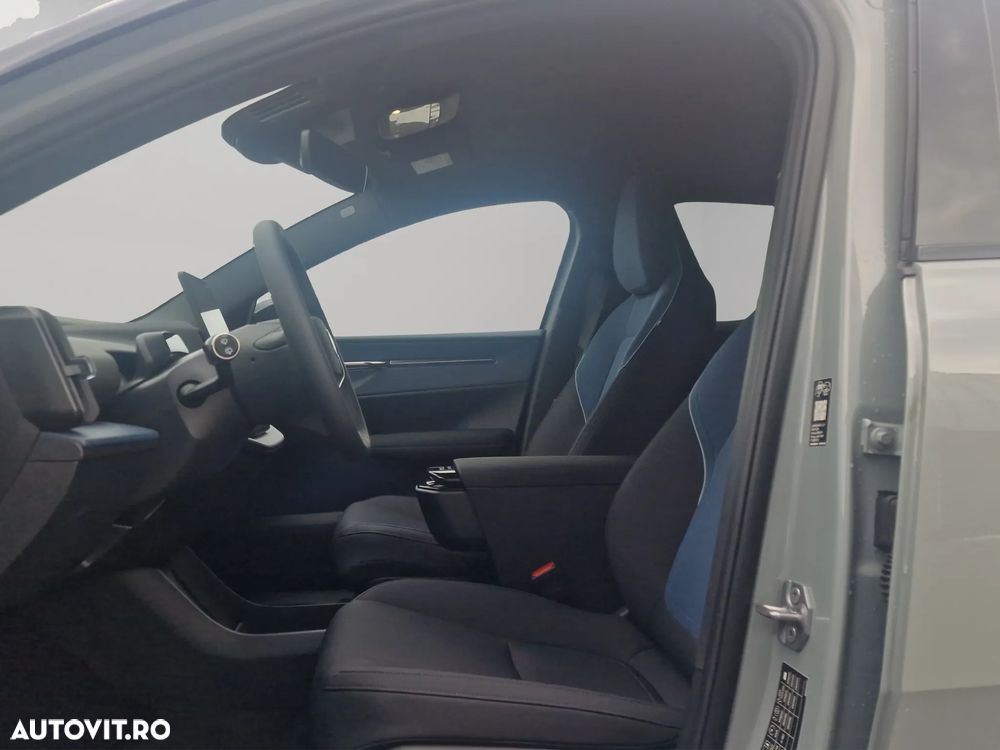 Volvo EX30 - 7