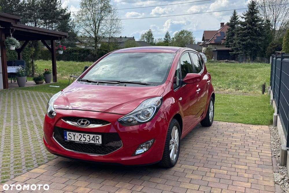Hyundai ix20 1.6 blue YES Gold - 1