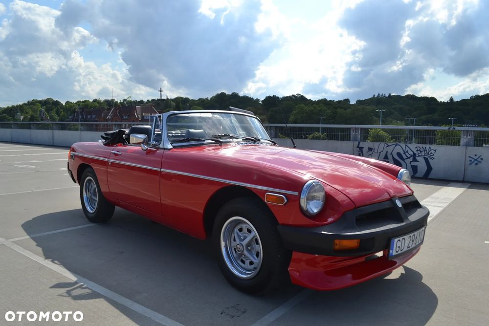 MG MGB - 18