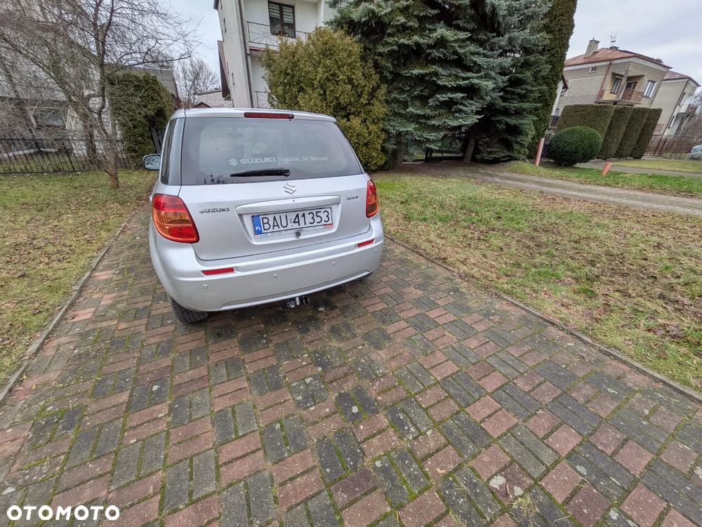 Suzuki SX4 1.6 Comfort - 4