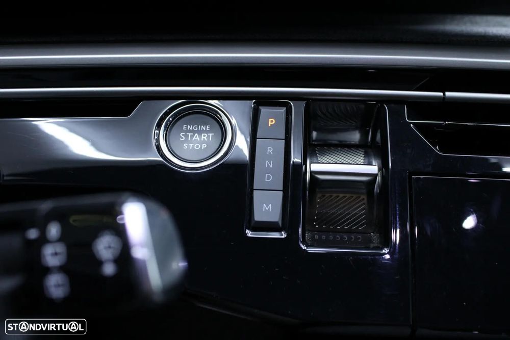 Peugeot 5008 1.2 Hybrid Allure Pack e-DCS6 - 29