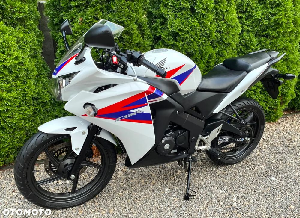 Honda CBR - 1