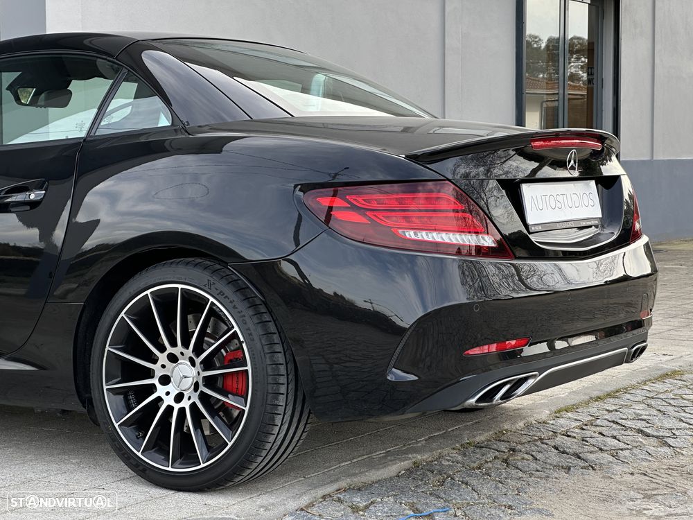 Mercedes-Benz SLC 43 AMG 9G-TRONIC RedArt Edition - 36