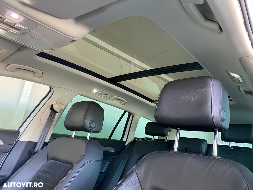 Volkswagen Passat - 36