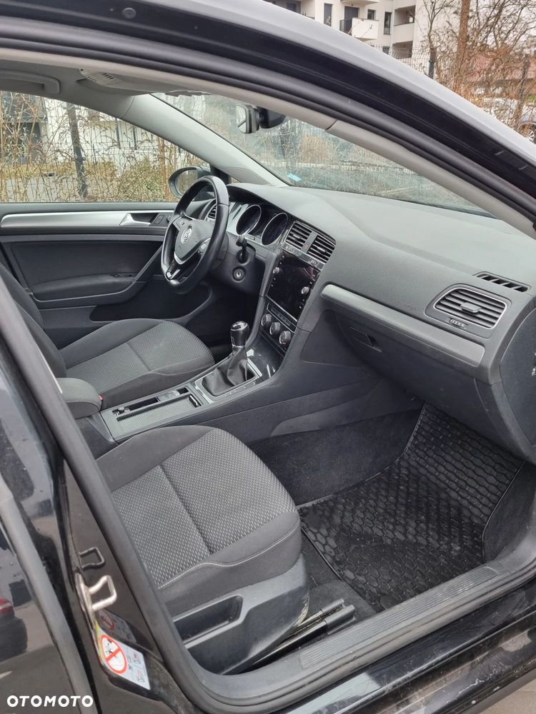 Volkswagen Golf 1.0 TSI Trendline - 14