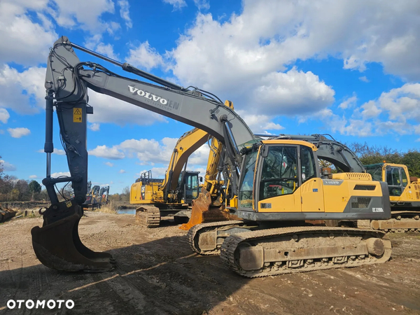 Volvo EC220DL