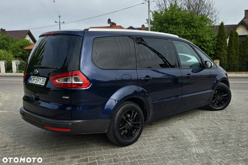Ford Galaxy - 22