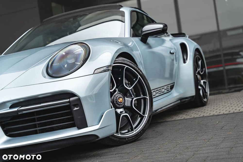 Porsche 911 Turbo S - 5