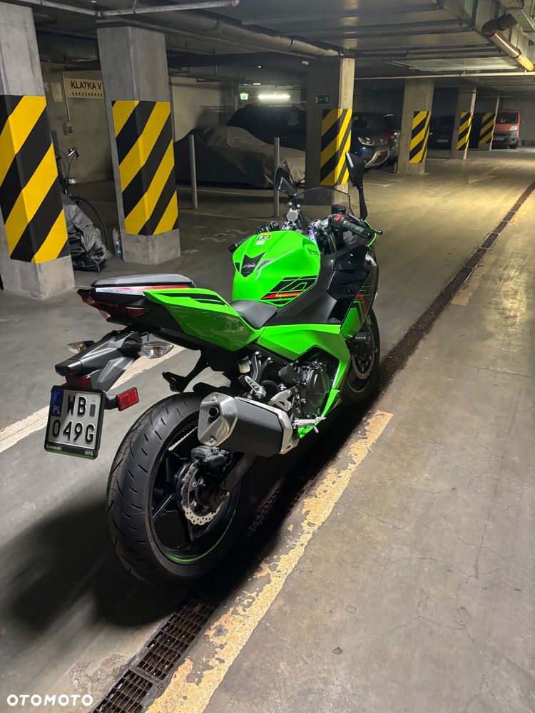 Kawasaki Ninja 400 - 3