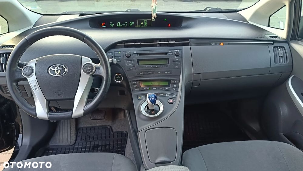 Toyota Prius - 11