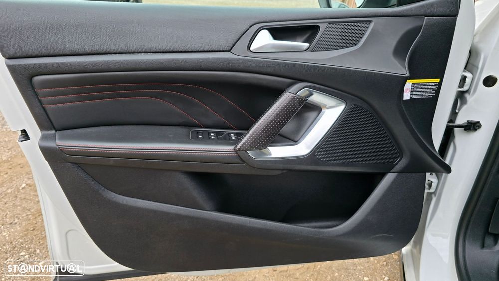 Peugeot 308 1.2 PureTech GT Line - 8
