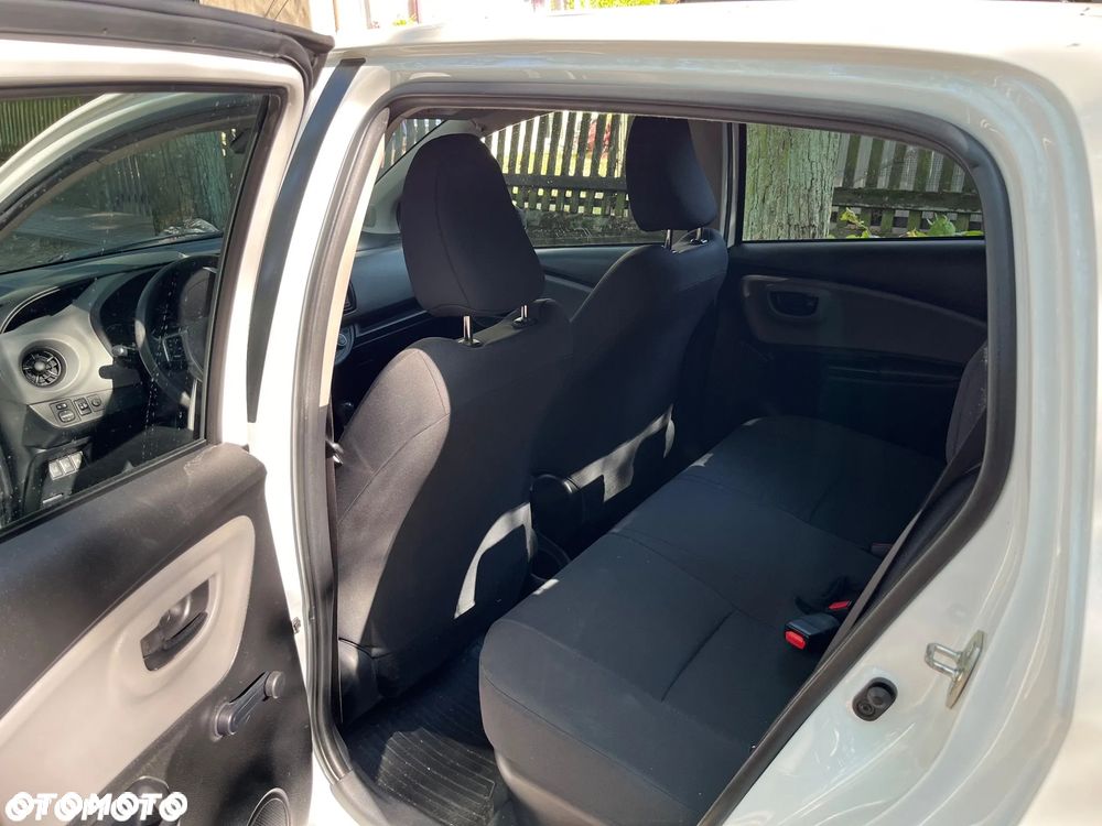 Toyota Yaris Hybrid 100 Active EU6 - 3