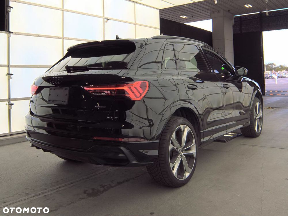 Audi Q3 45 TFSI Quattro S tronic S line - 3