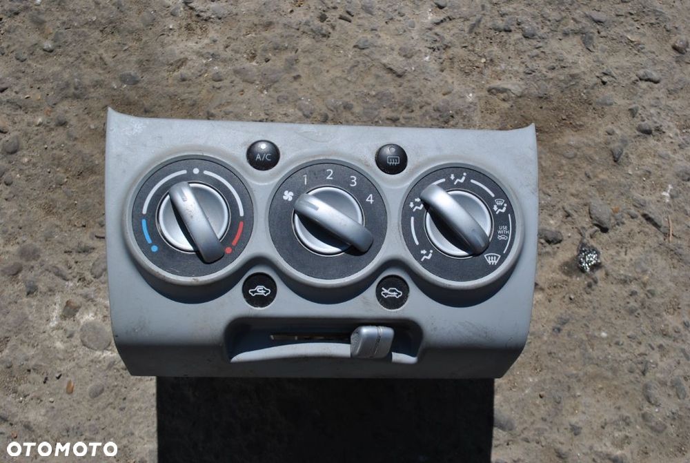 Panel klimatyzacji Suzuki Alto - 1