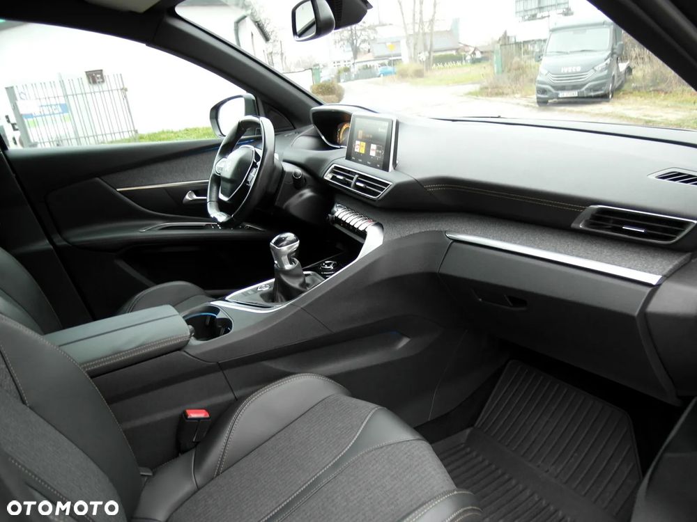 Peugeot 3008 HDi FAP 150 Platinum - 11