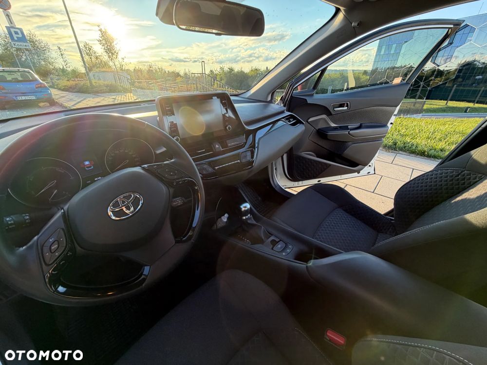 Toyota C-HR 1.8 Hybrid Comfort - 23