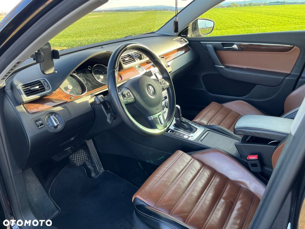Volkswagen Passat 2.0 TSI Highline DSG - 7