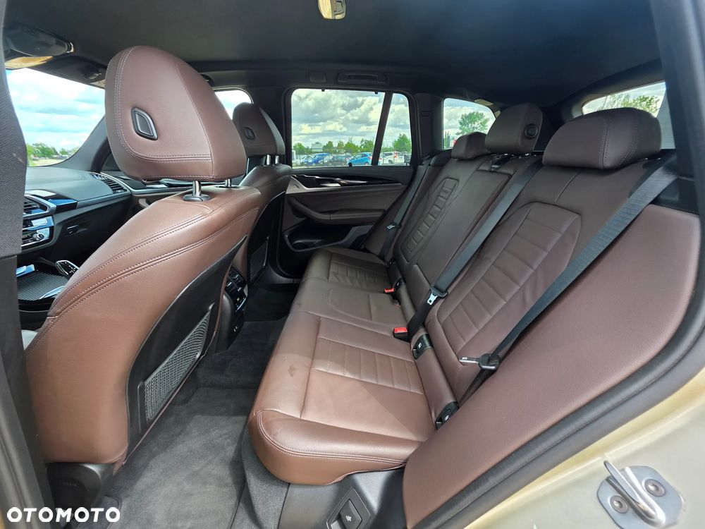 BMW X3 - 16