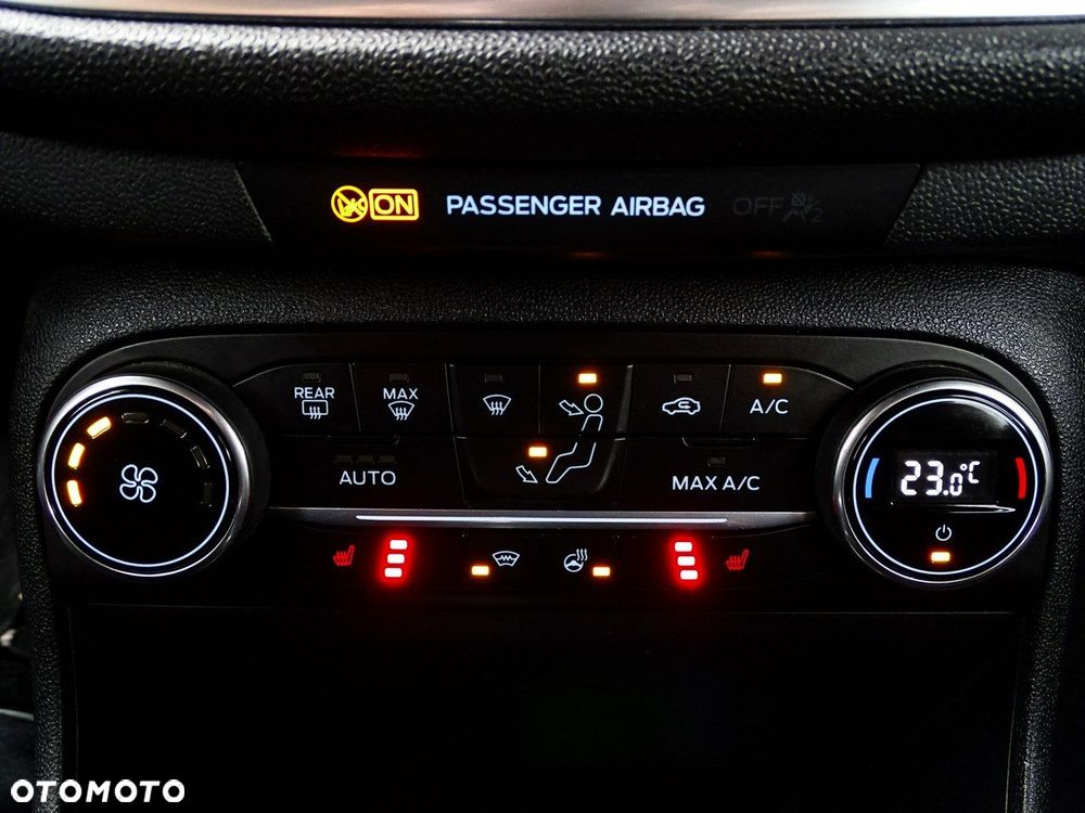 Ford Fiesta 1.0 EcoBoost Hybrid S&S ST-LINE X - 30