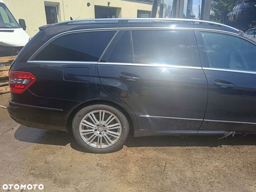 MERCEDES W212 KOMBI SZYBA KAROSERYJNA TYŁ LEWA PRAWA - 2