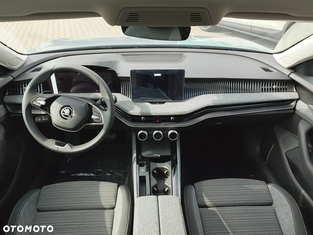 Skoda Superb 2.0 TDI SCR Selection DSG - 7
