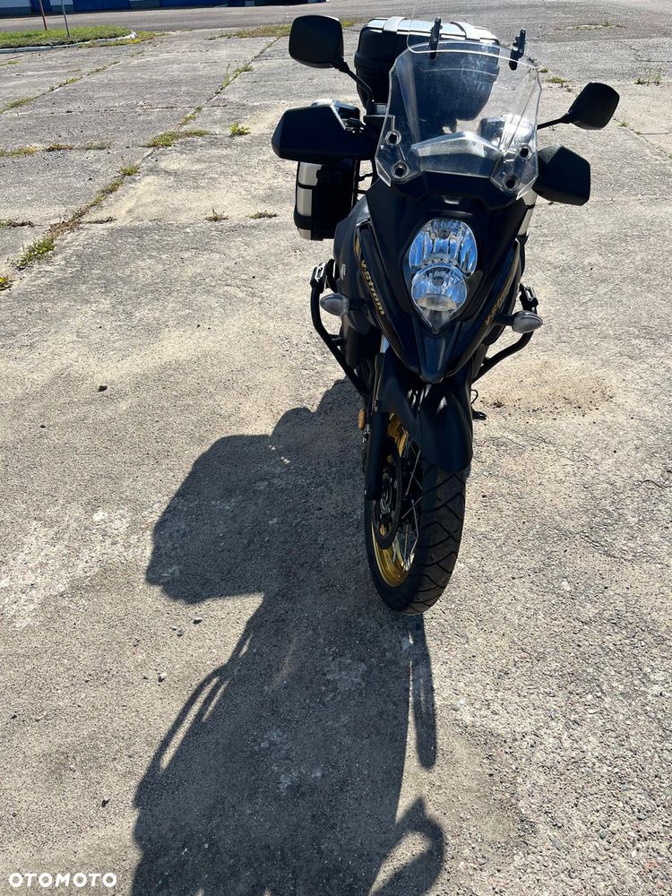 Suzuki V-STROM - 4