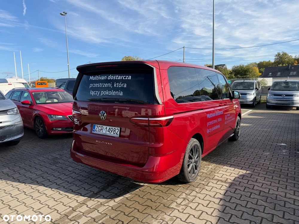 Volkswagen Multivan - 7